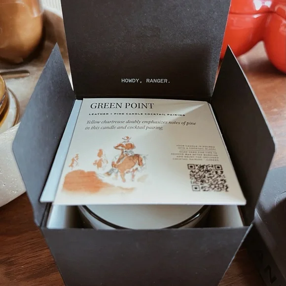 NIB Ranger Station 8.5oz Leather + Pine Candle - Picture 4 of 9